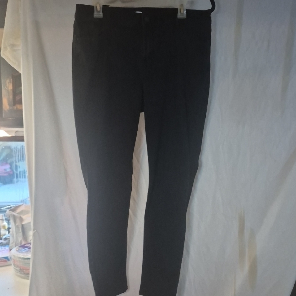 Black Women’s Slim Fit Jeans